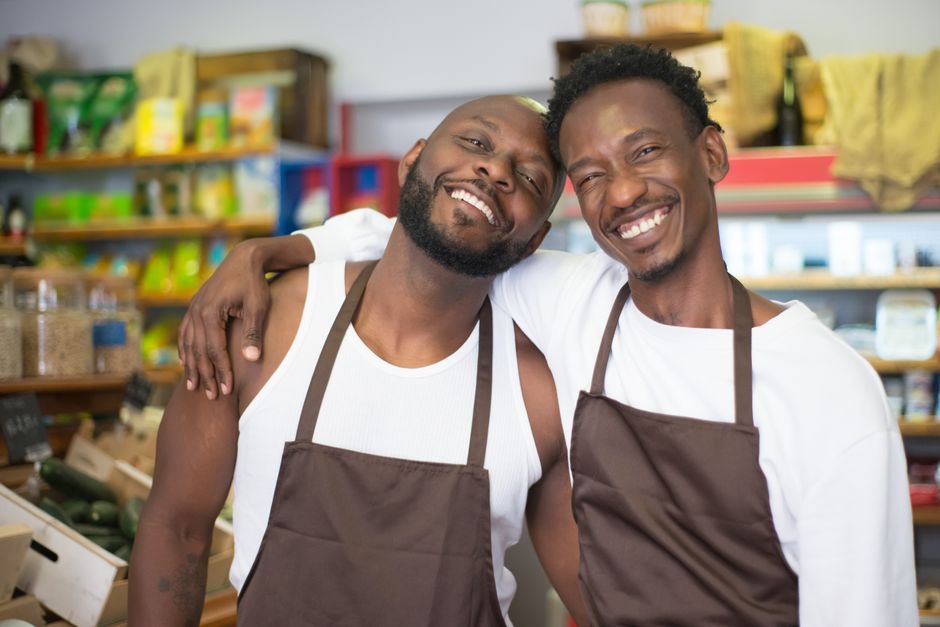 Marketing and Retail Partnerships: Turning Fans into Buyers