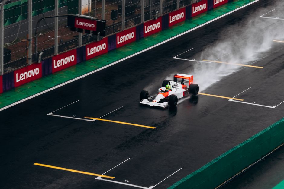 Lewis Hamilton Blows Kardashian: A Case of Earned Media in Motion