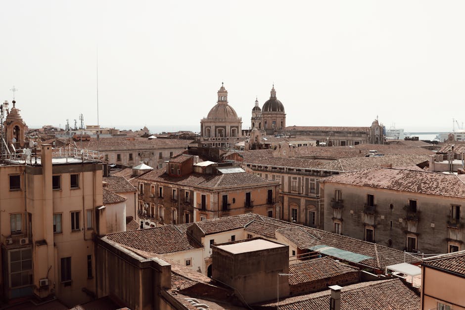 From London to Sicily: Scheduling, Contracts, and the Legal Side of Destination Weddings