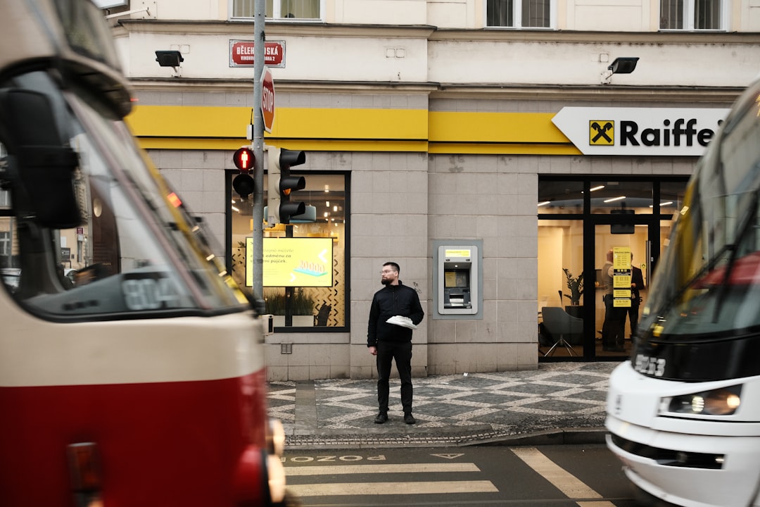 How Retail Investors Should Respond (Without Overreacting)