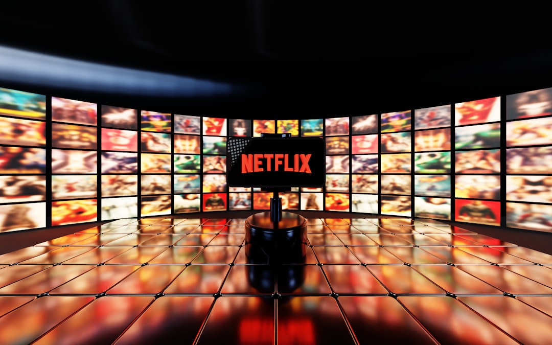 What Netflix Spending $600 Million Signals to Investors