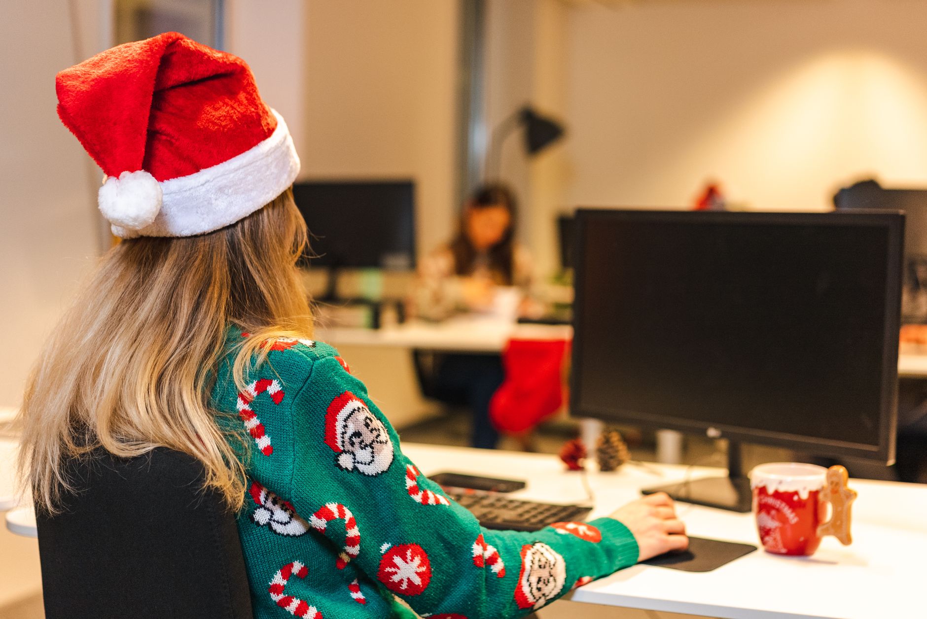 A Portfolio That Makes Christmas Feel Real Again This Year