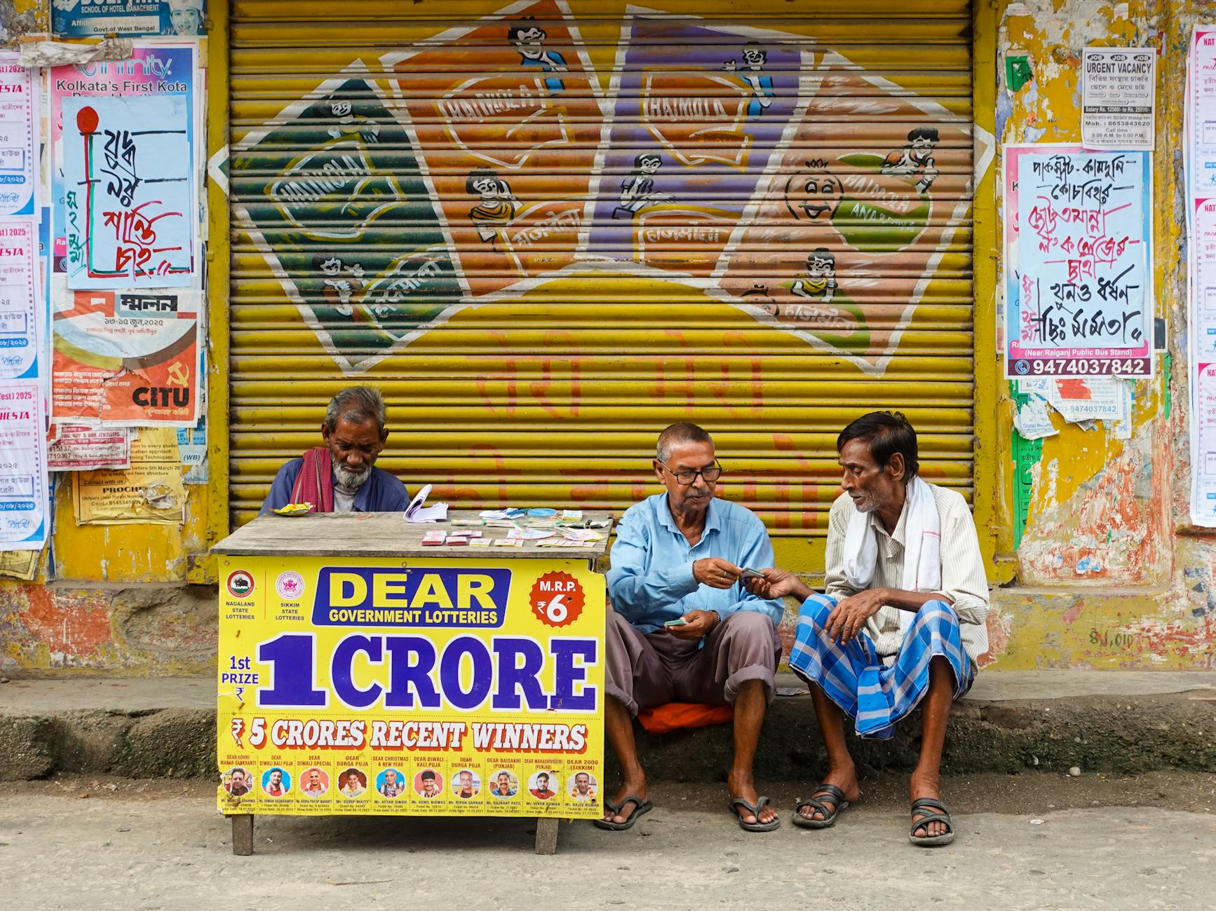 Ackman Bets: Which Recent Amazon Meta Move Has Upside