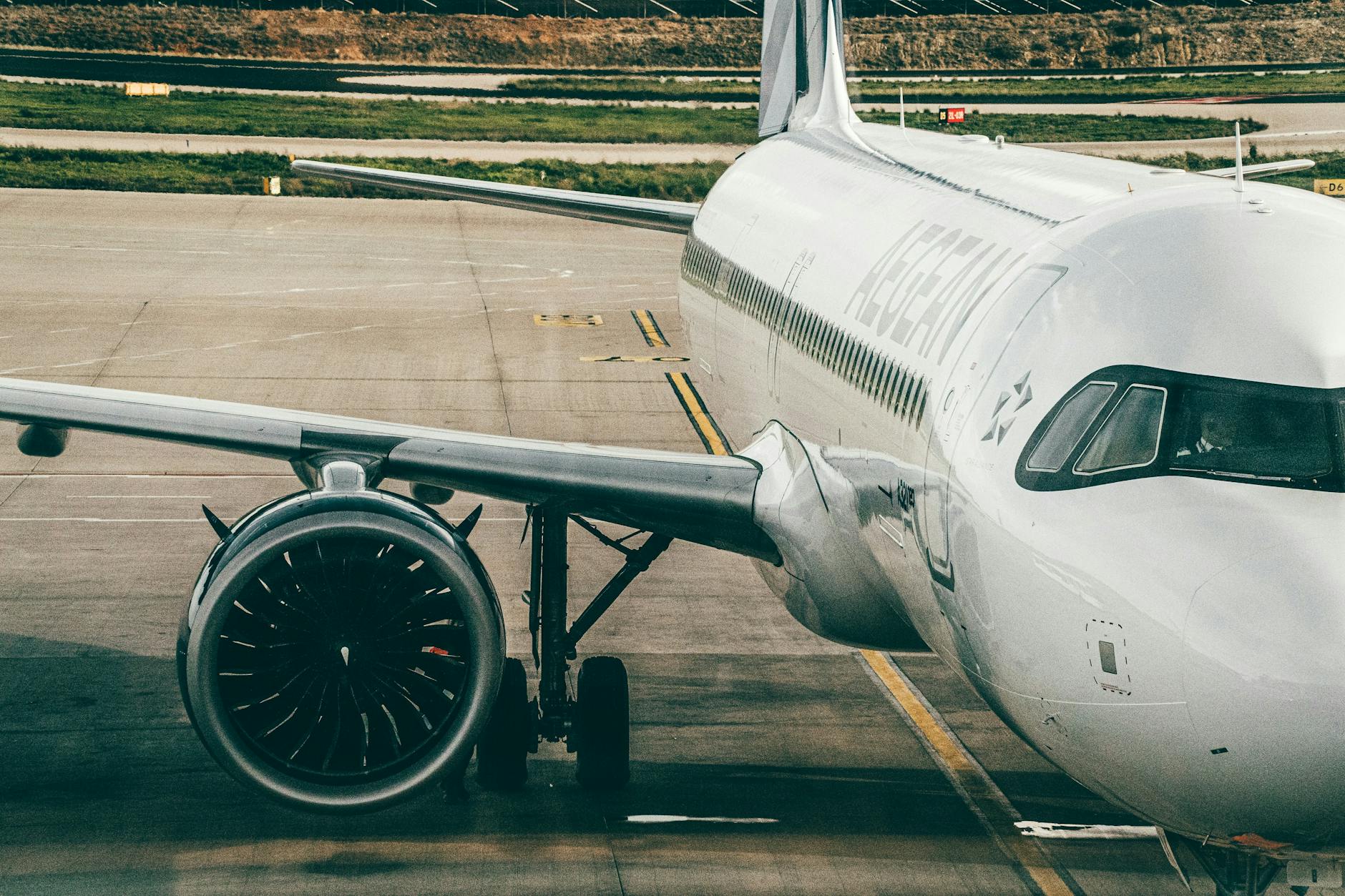 Airplane Fuel Shortage Myth Debunked by Private Jet CEO, Explainer