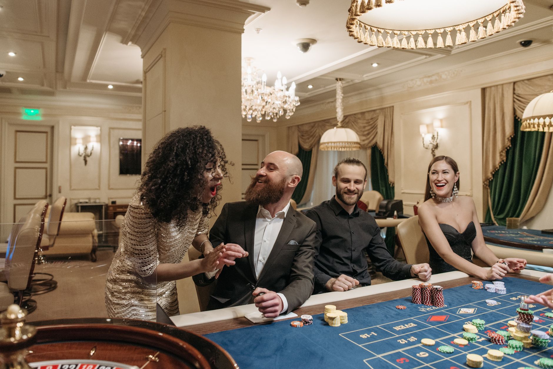 An Absolute Casino: The $500 Billion ETF Craze Unfolds