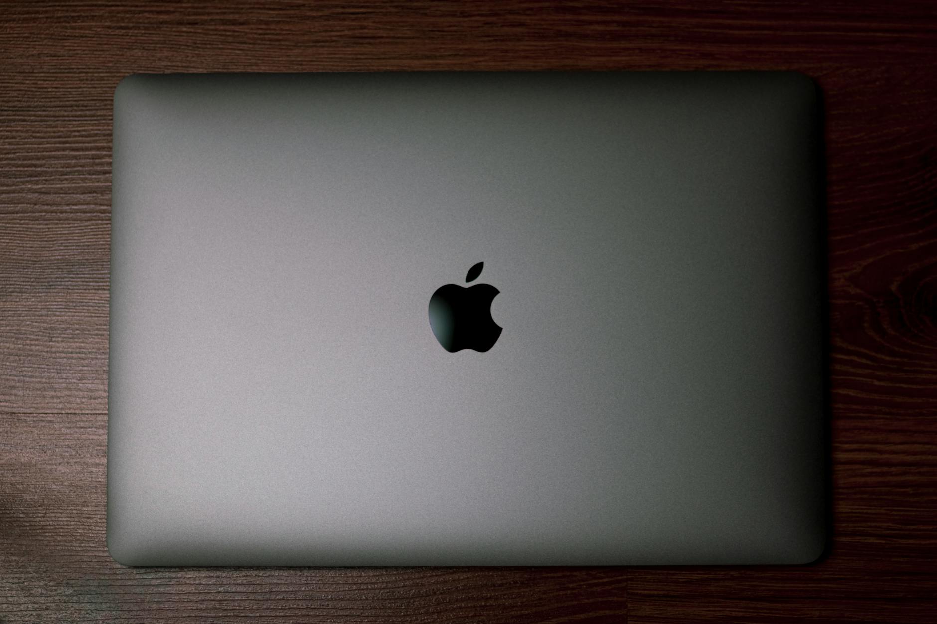 Apple at $284: Buy, Sell or Hold for Investors Now