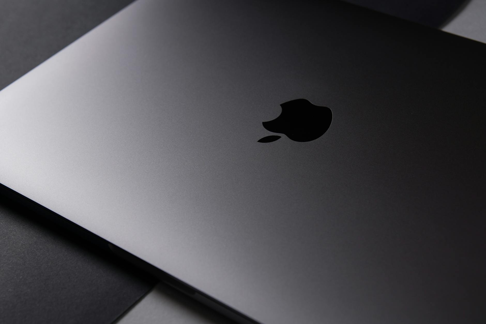 Apple Promised Smarter Siri; Settlement Pays Up to $95