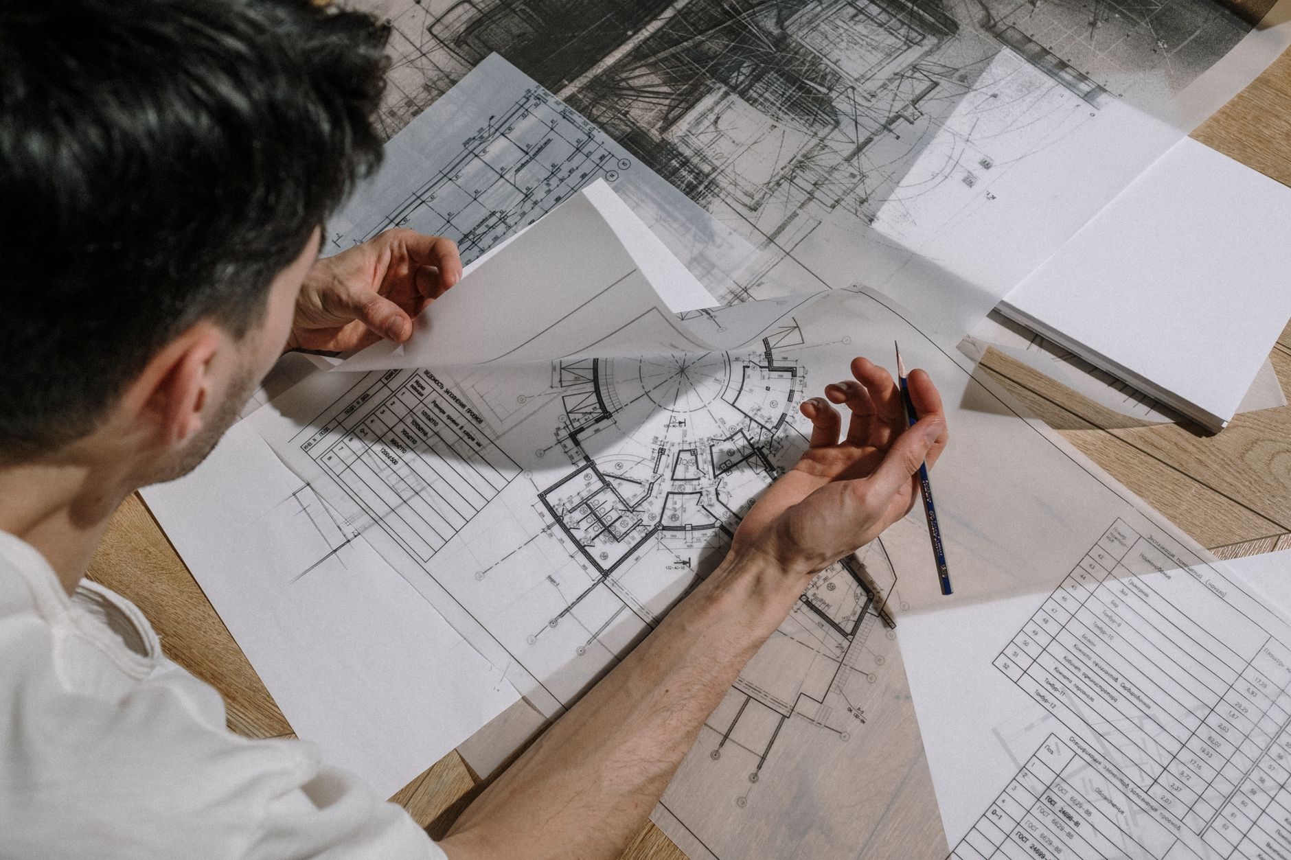 Architect Behind Claude Code Sets Hiring Rules for AI