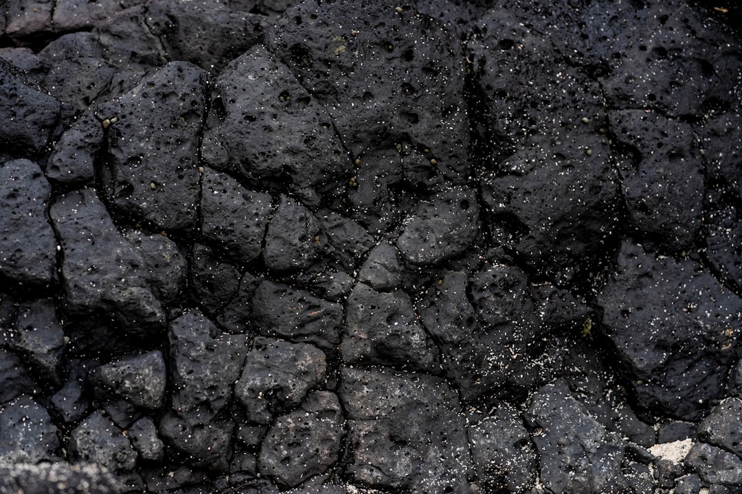 Asphalt Industry Heat Problem Tests City Patience in U.S.