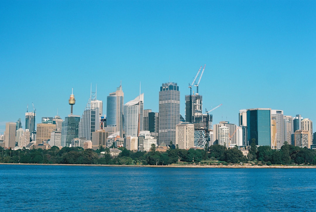 Australia Strengthens Enforcement Over Under-16 Social Media Access