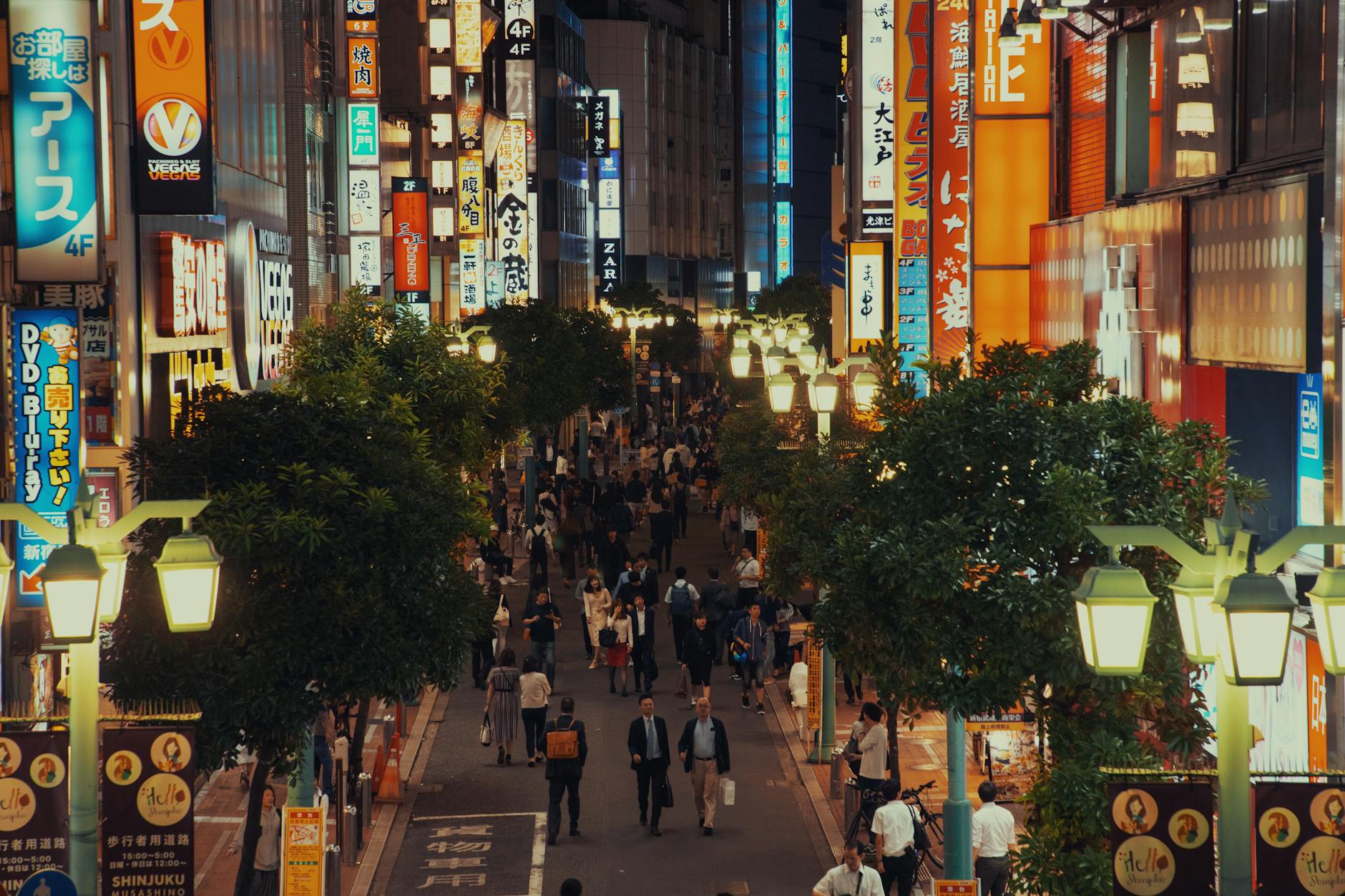 Bank Japan Just Triggered Bitcoin ETF Outflows, Pauses Rally