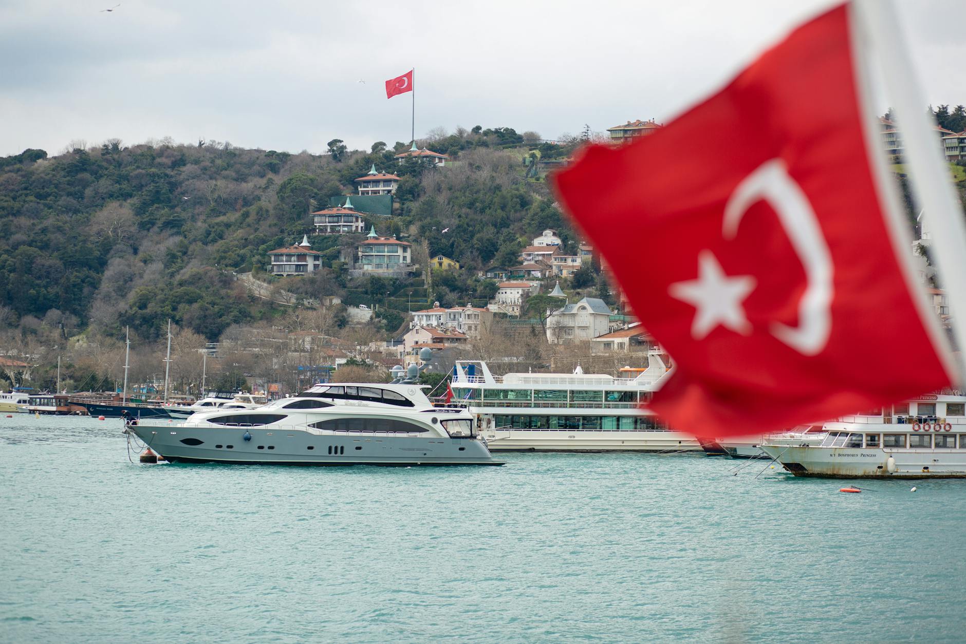 Bidding Emerges as Two Harbors Rival Pressures UWM Markets