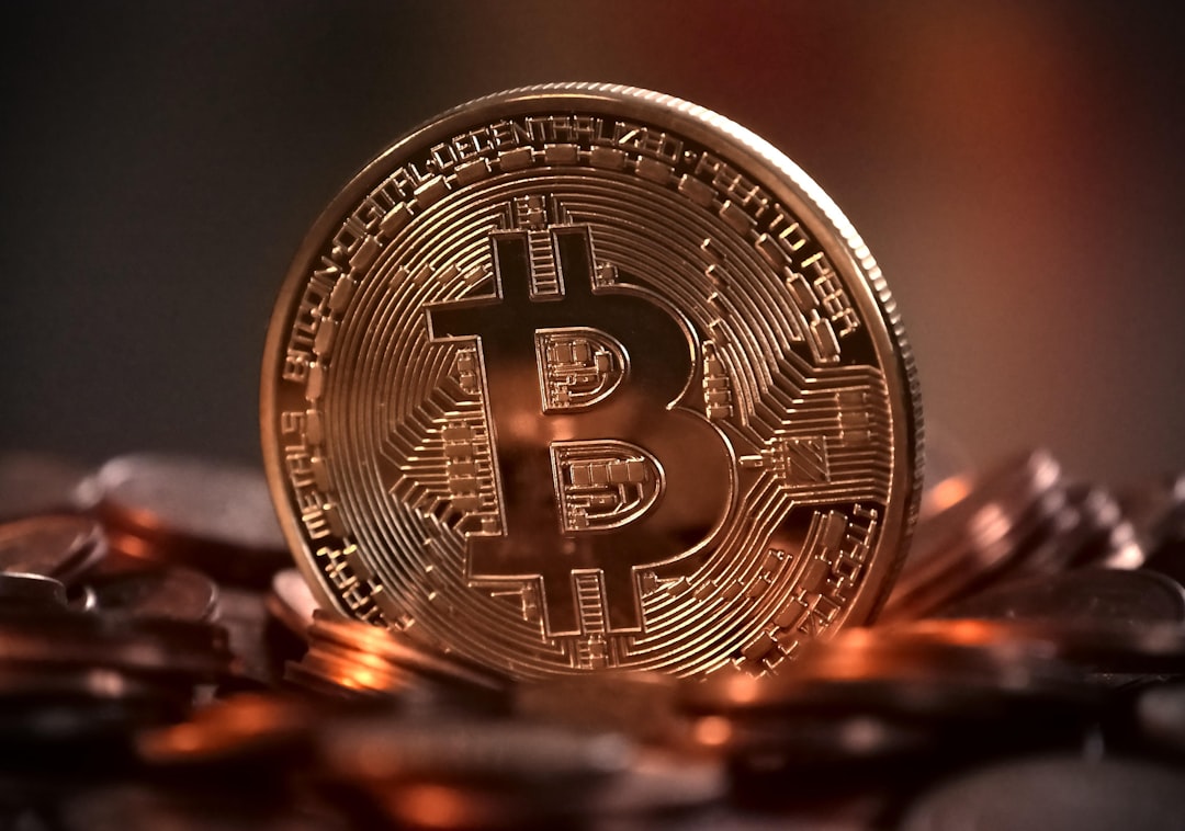 Bitcoin Briefly Slips Below $80K Traders Bet Dip Won’t Hold