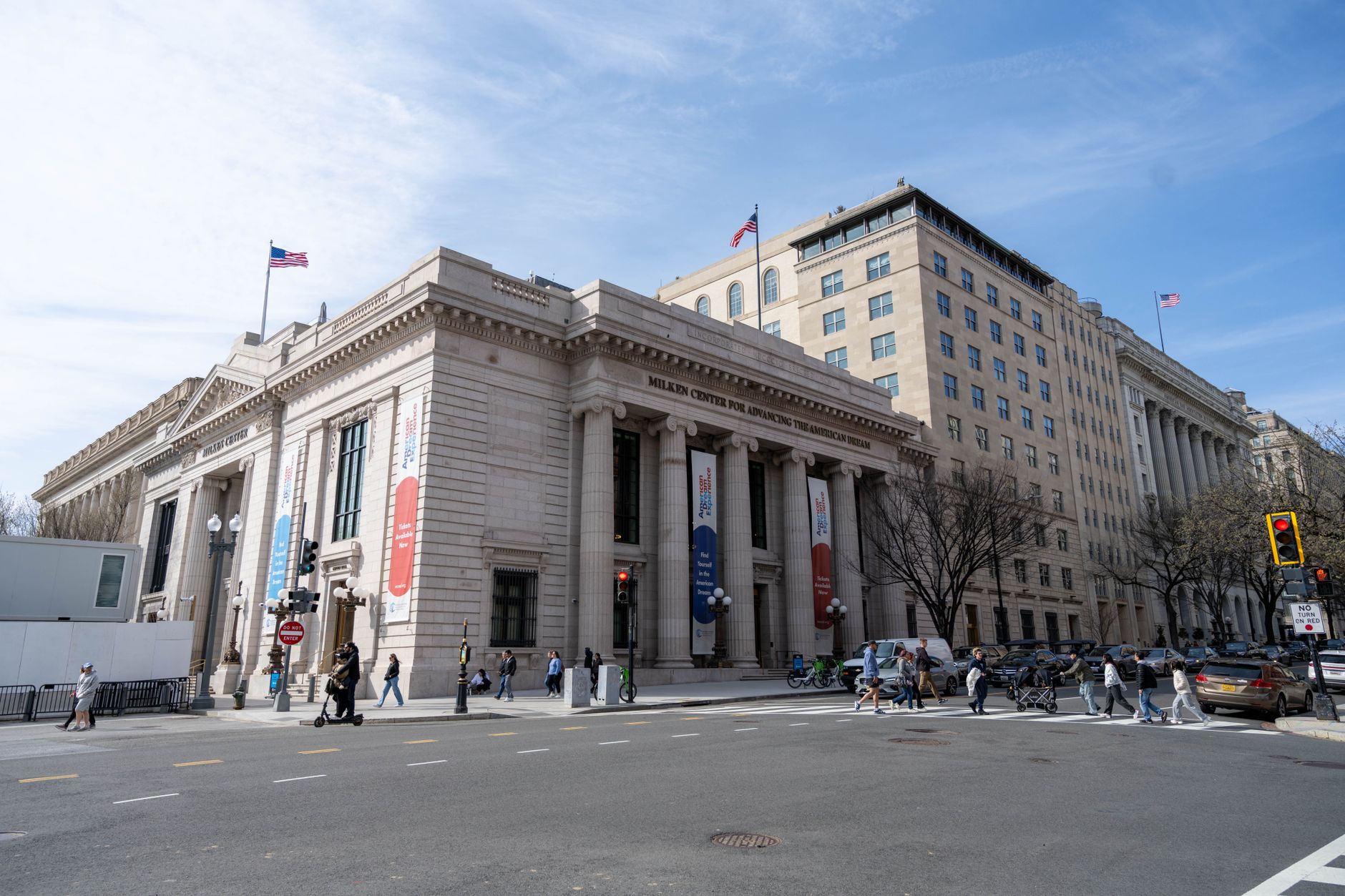 BNY Mellon Outpaces State Street with Elite Margin Power