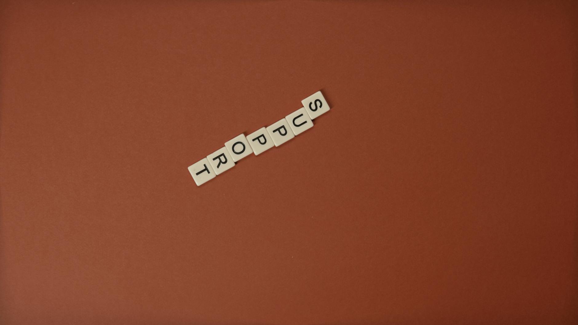 Coinbase Pulls Support Again, Faces $800M Revenue Risk