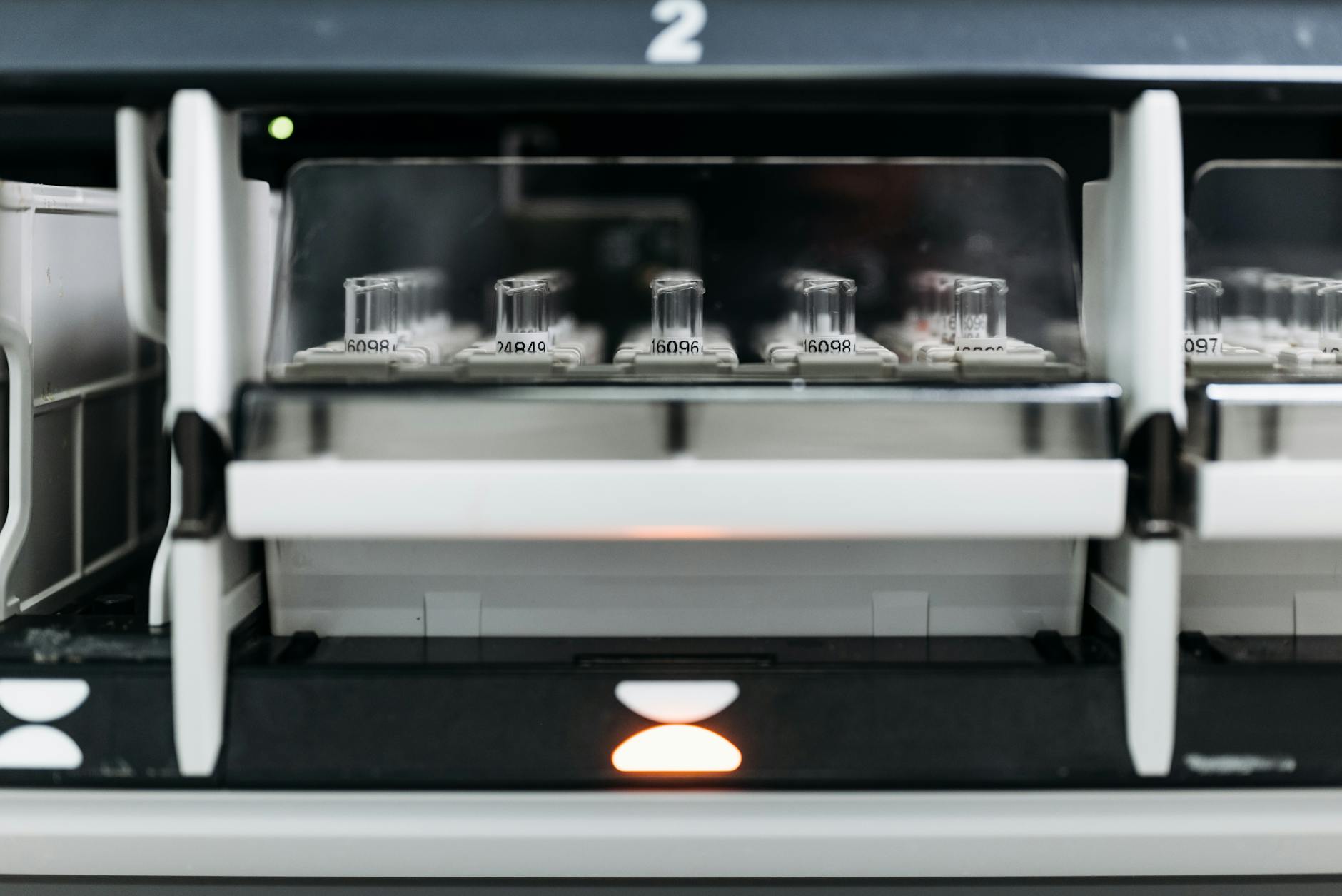 Core Scientific Shares Slip as Q1 Loss Overshadows Revenue