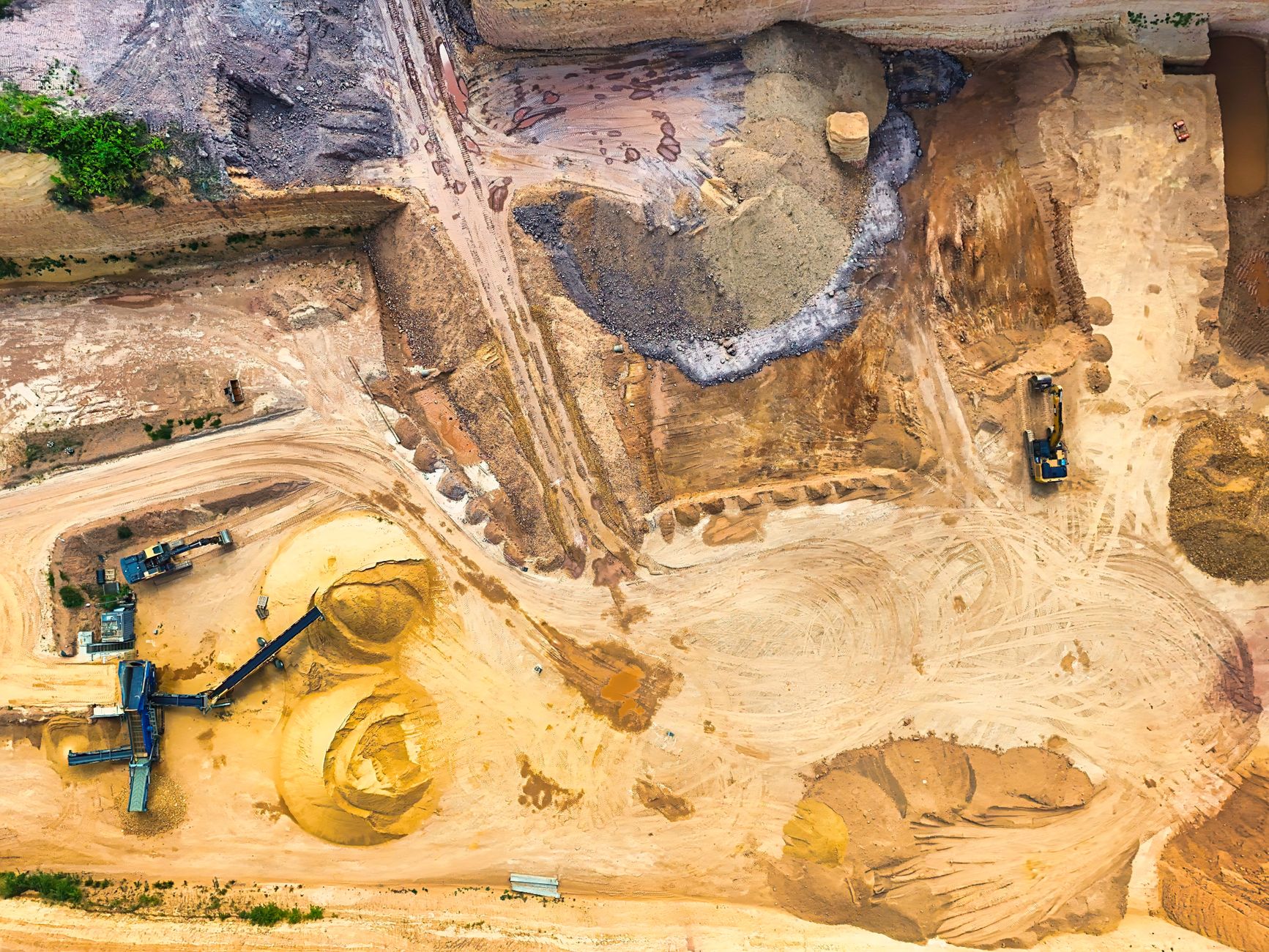 Critical Minerals ETFs Capturing Reshoring Trade Controls