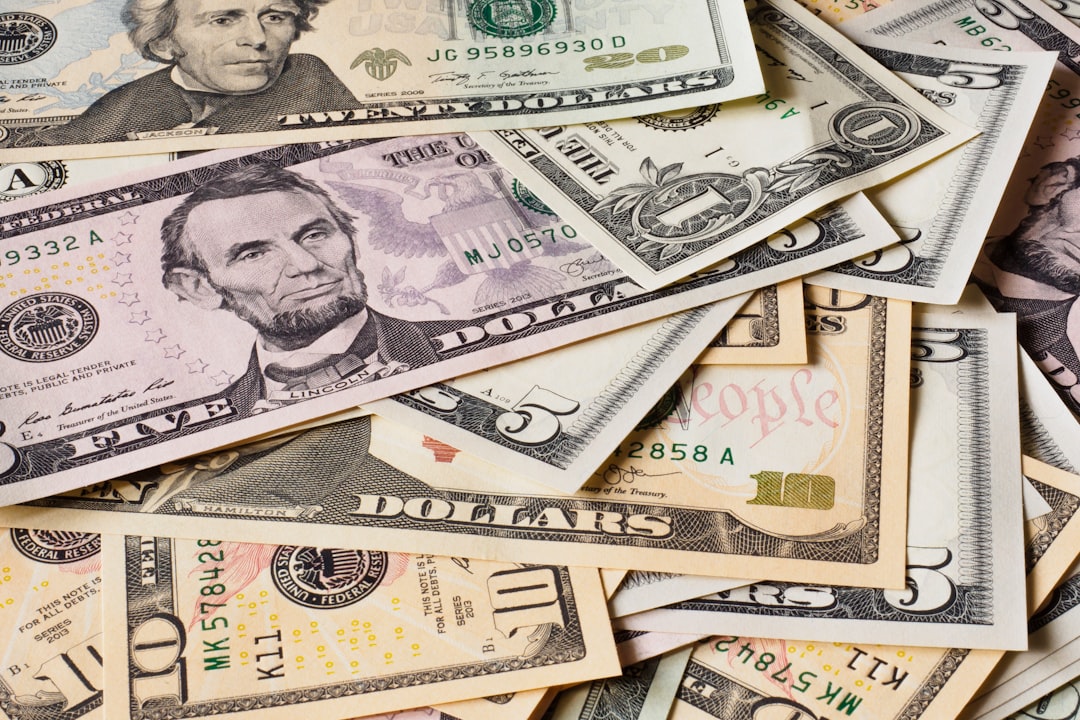 Dividend ETFs with Over 6% Yields Stand Out in 2026