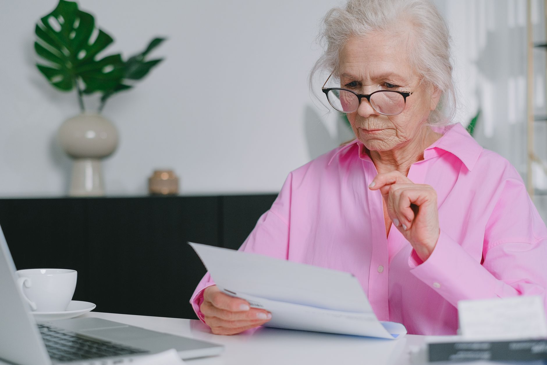 Does $10,000 Month Retirement Really Go Far in 2026?