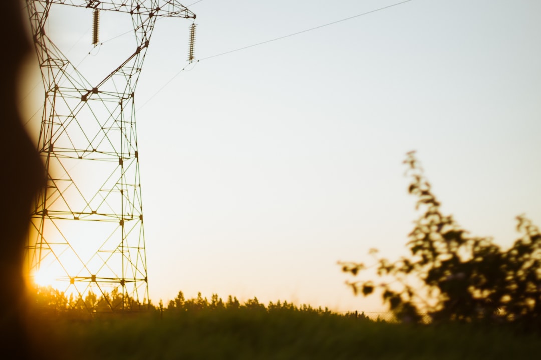 Energy Dividend Giants Pay Through Prices Volatile Markets