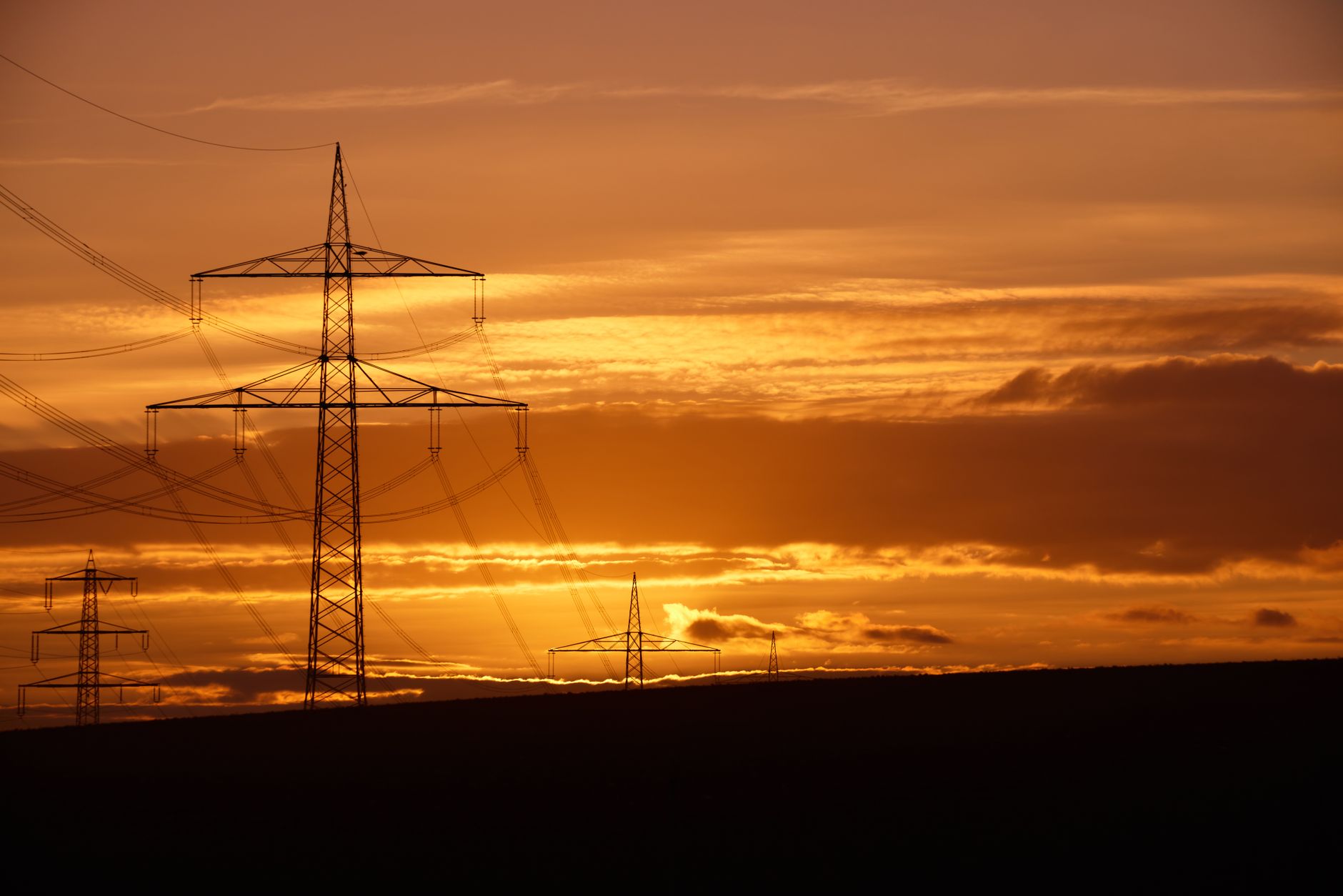 Energy ETFs Surging Past 50% as Hormuz Crisis Shifts 2026