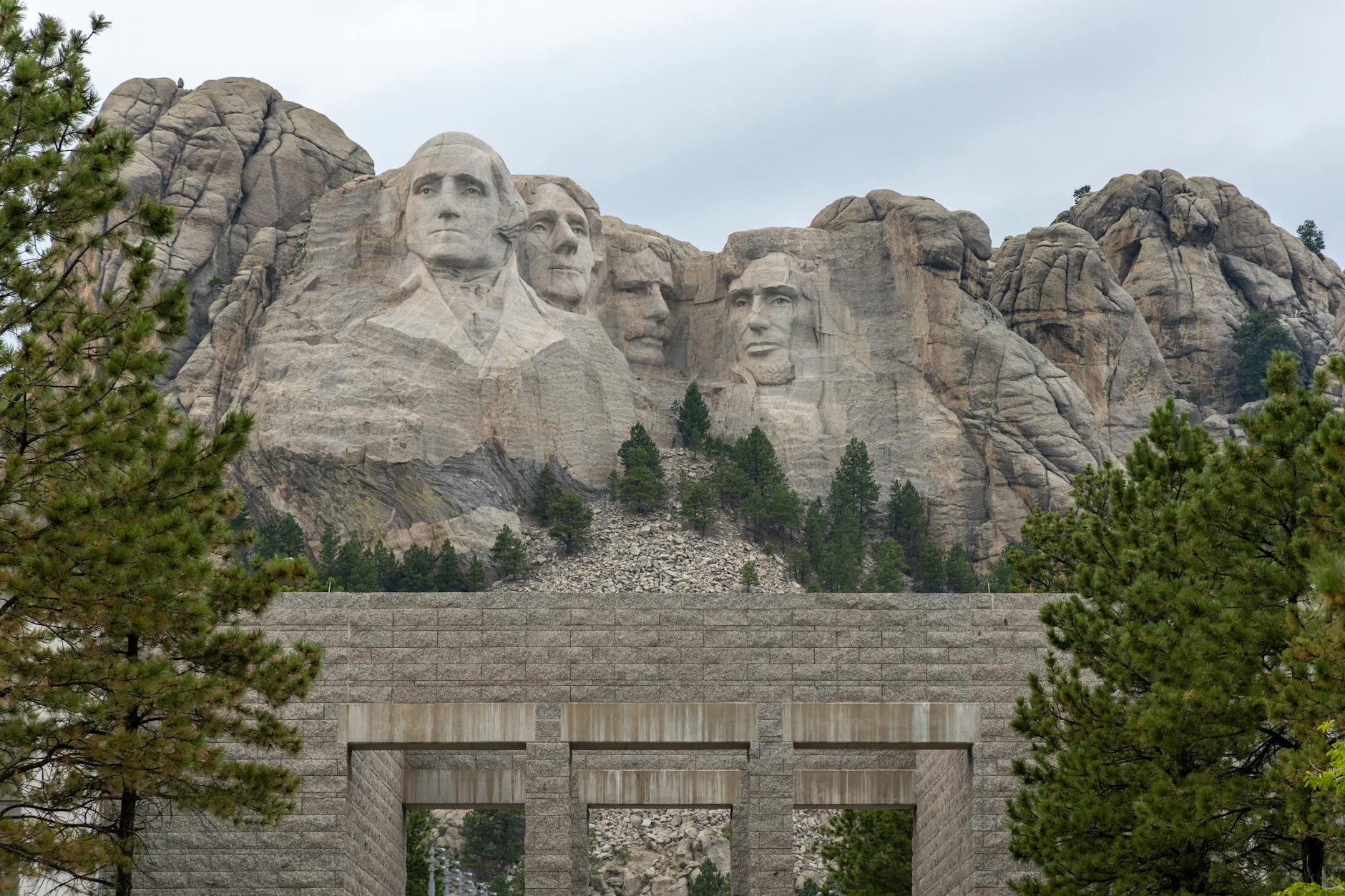 Ex-La Fire Chief Presided Over City Fires, Sues City