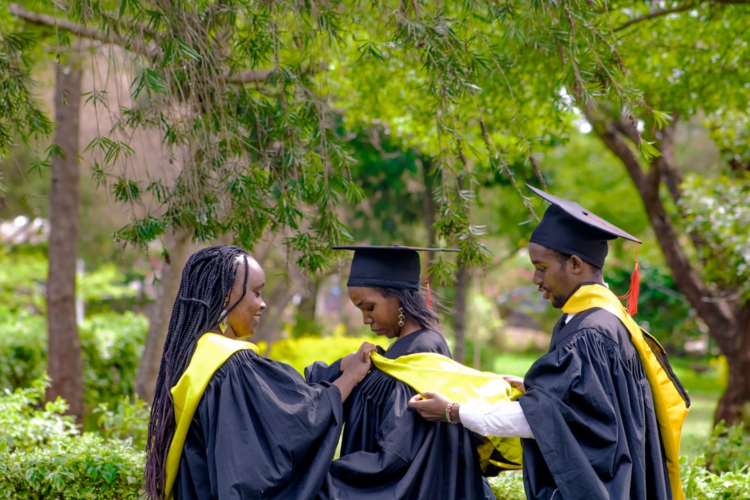 Federal Private Student Loans: How to Choose Wisely in 2026