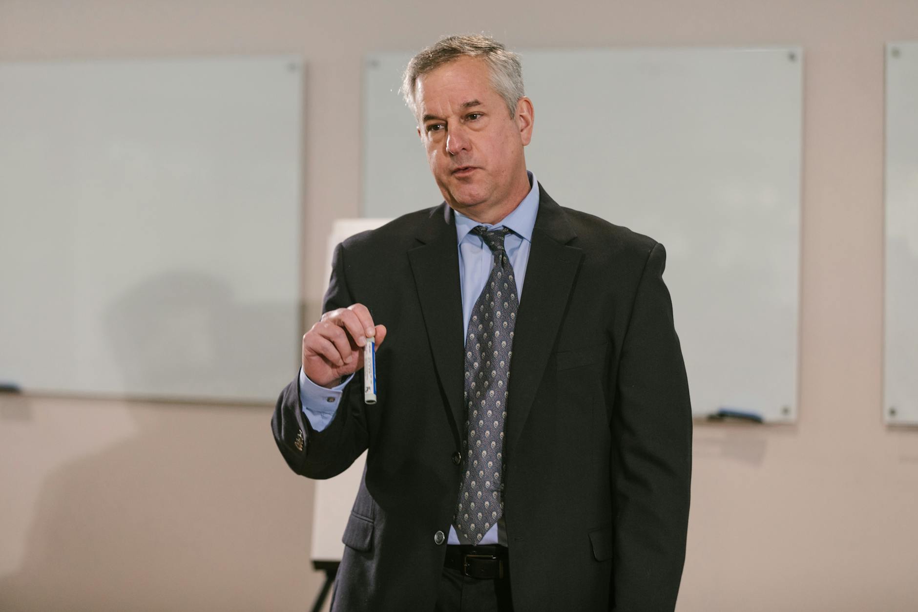 Fed’s Waller Says Doesn’t Back Rate Hikes, Inflation Cooling