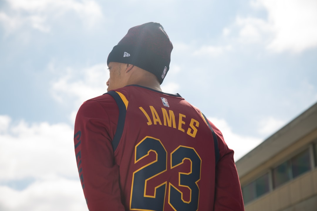 Five Cities Battle for a $500 Million LeBron James Deal