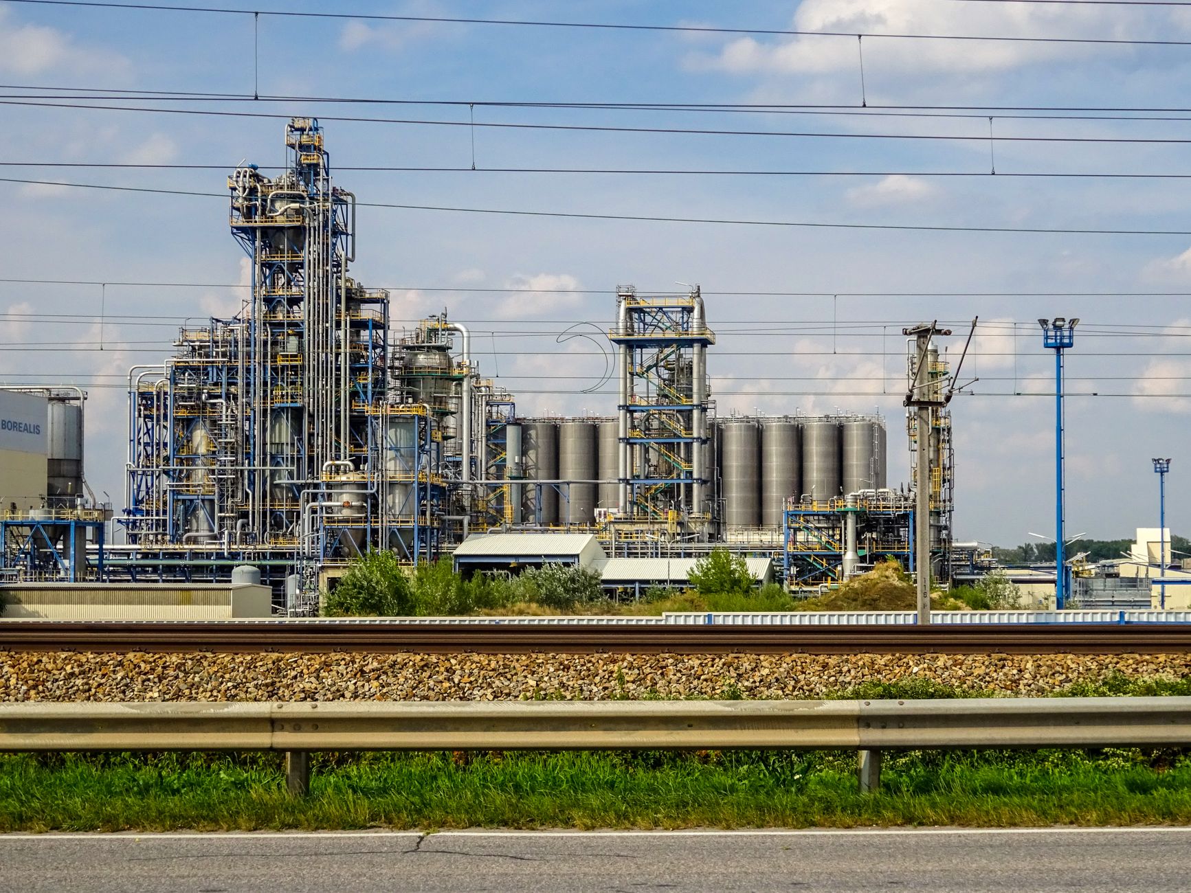 Forget Prices This Refining Surge Stokes Energy Stocks