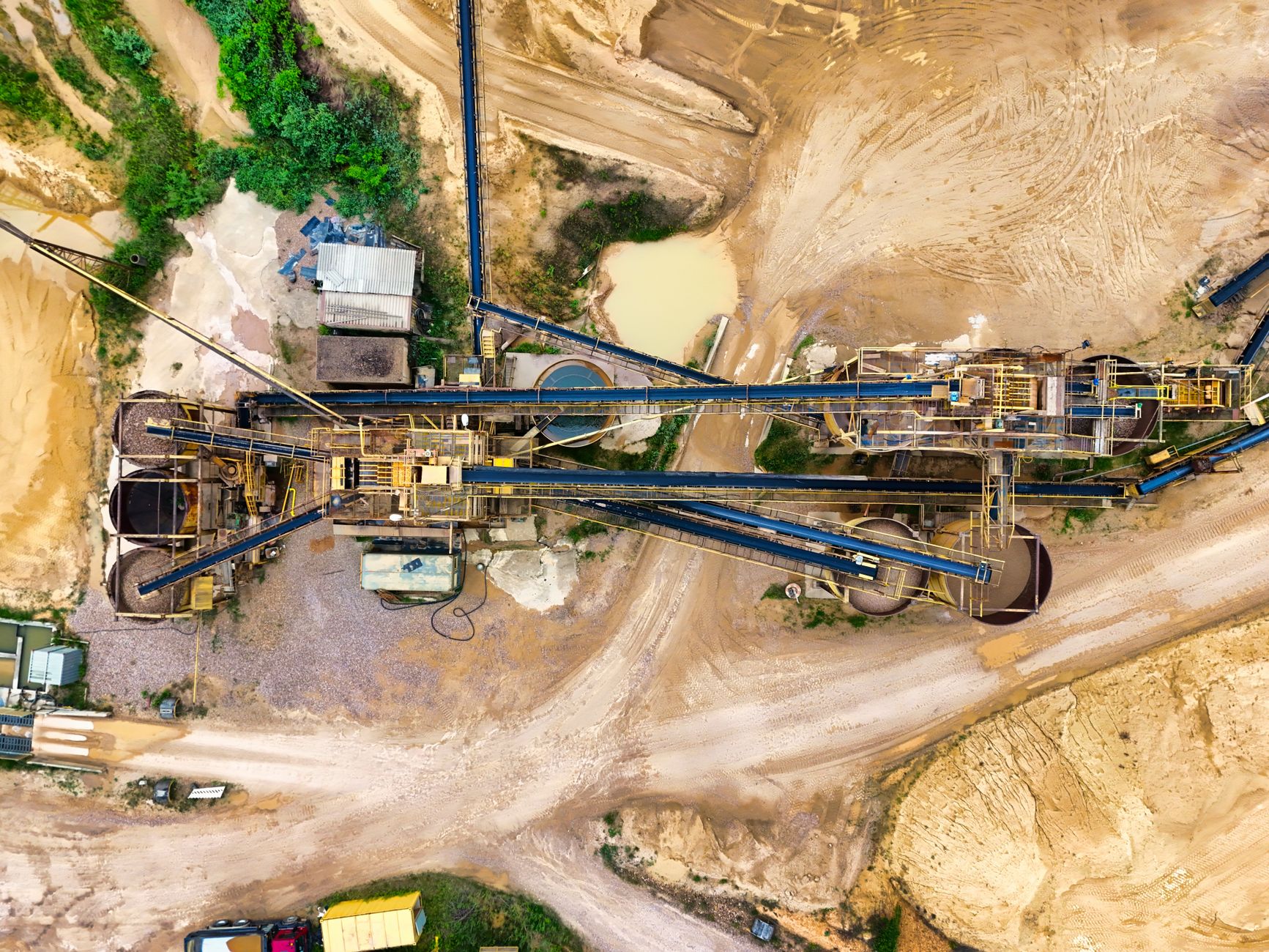 Forget URA: This Pure-Miner Uranium ETF Surges 61%