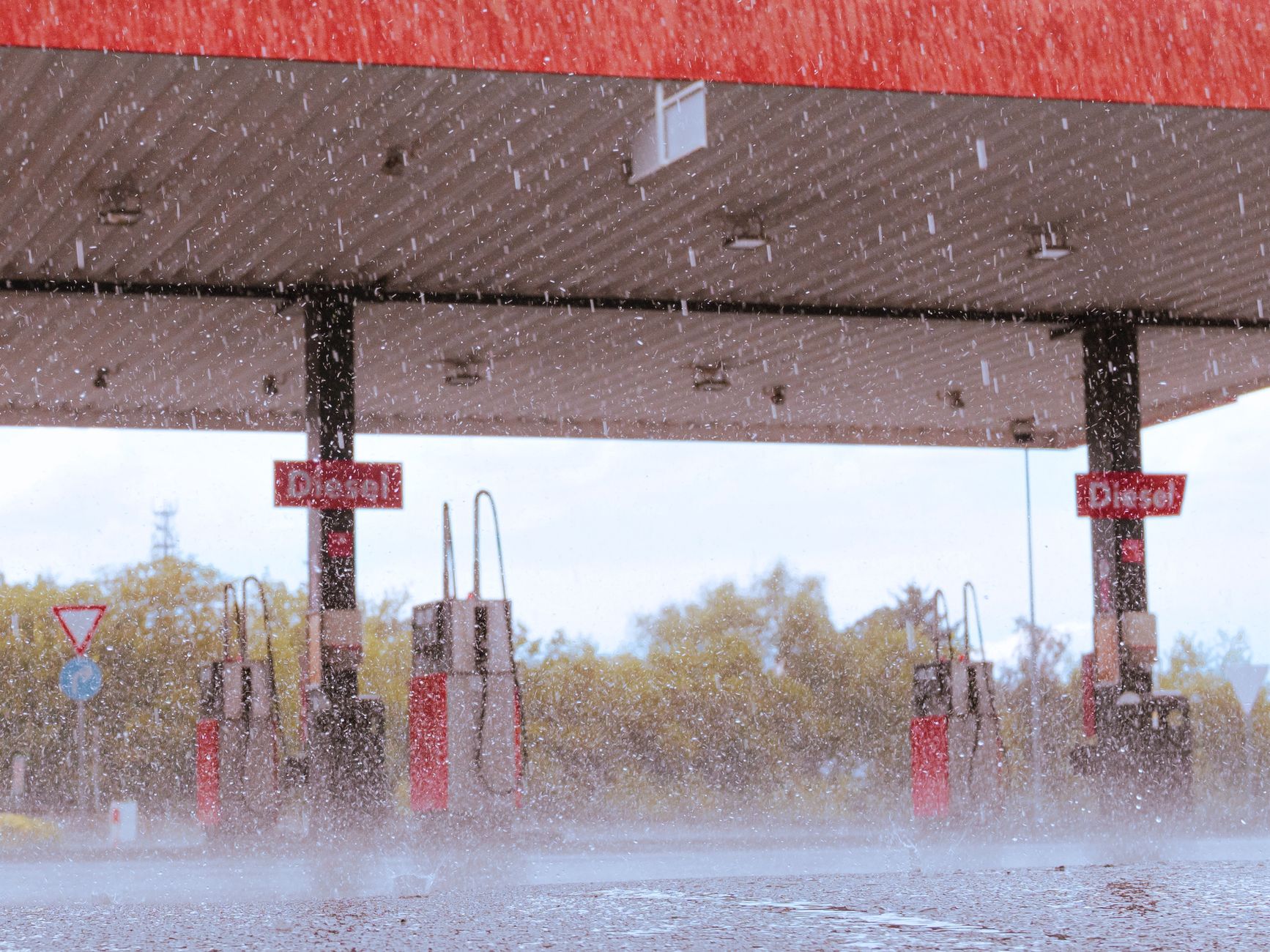Fuel Crisis Never Existed: Jet Fuel Fears Fade Across Markets