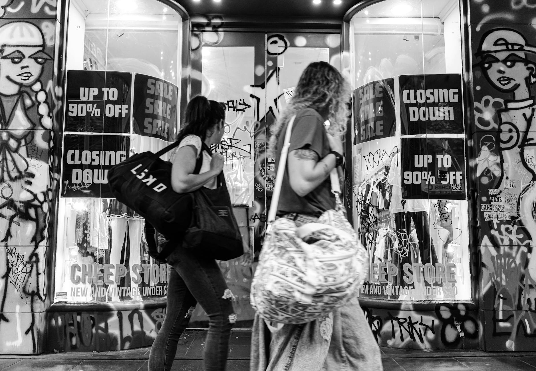 Gloom Deepens Consumers Early May Signals Slump Ahead