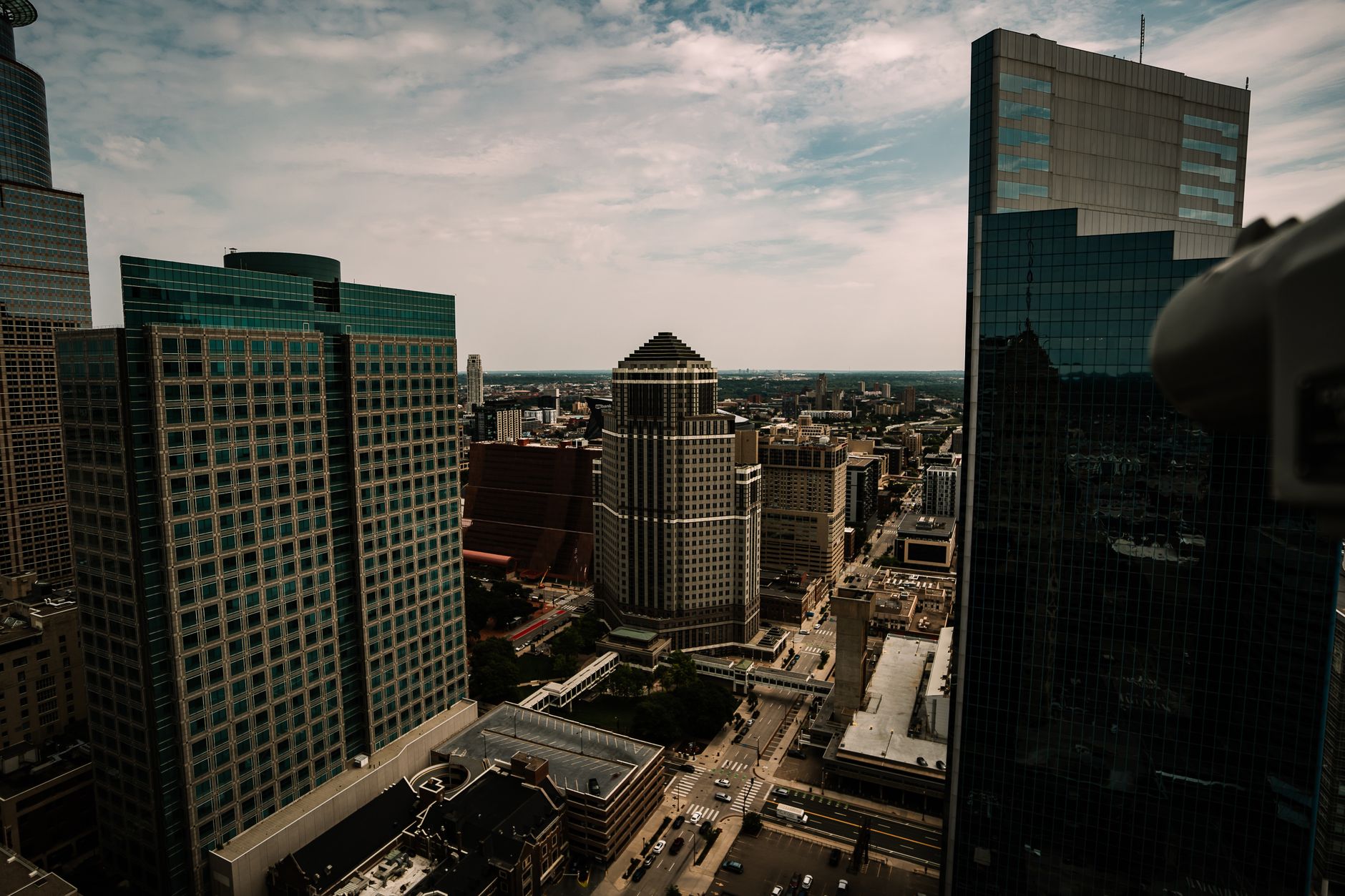 Infrastructure Stocks July: AI Buildout Bets Rally Extends