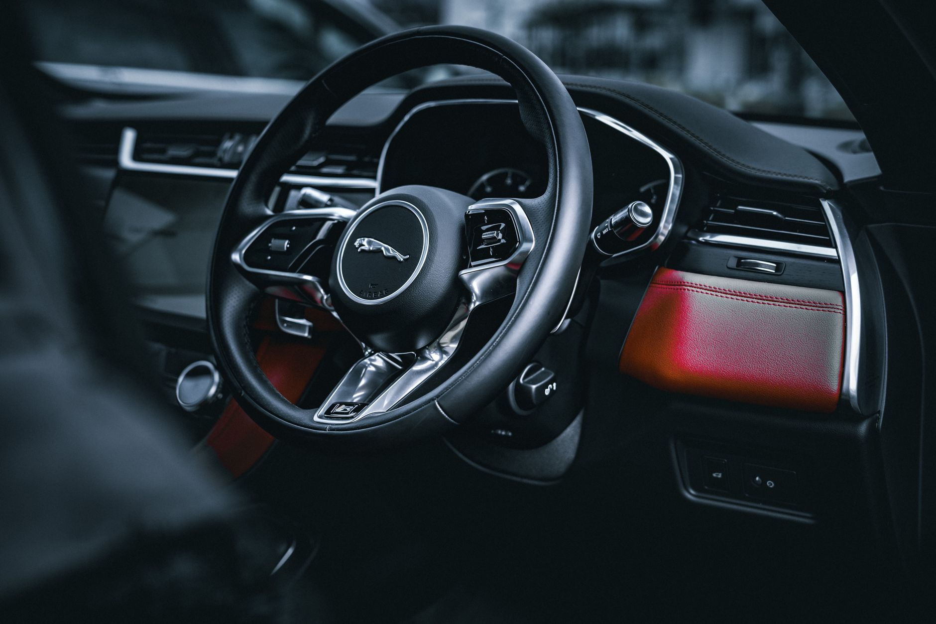 Inside ICE’s ‘Weaponized Vehicle’ Policy: Costs and Risks
