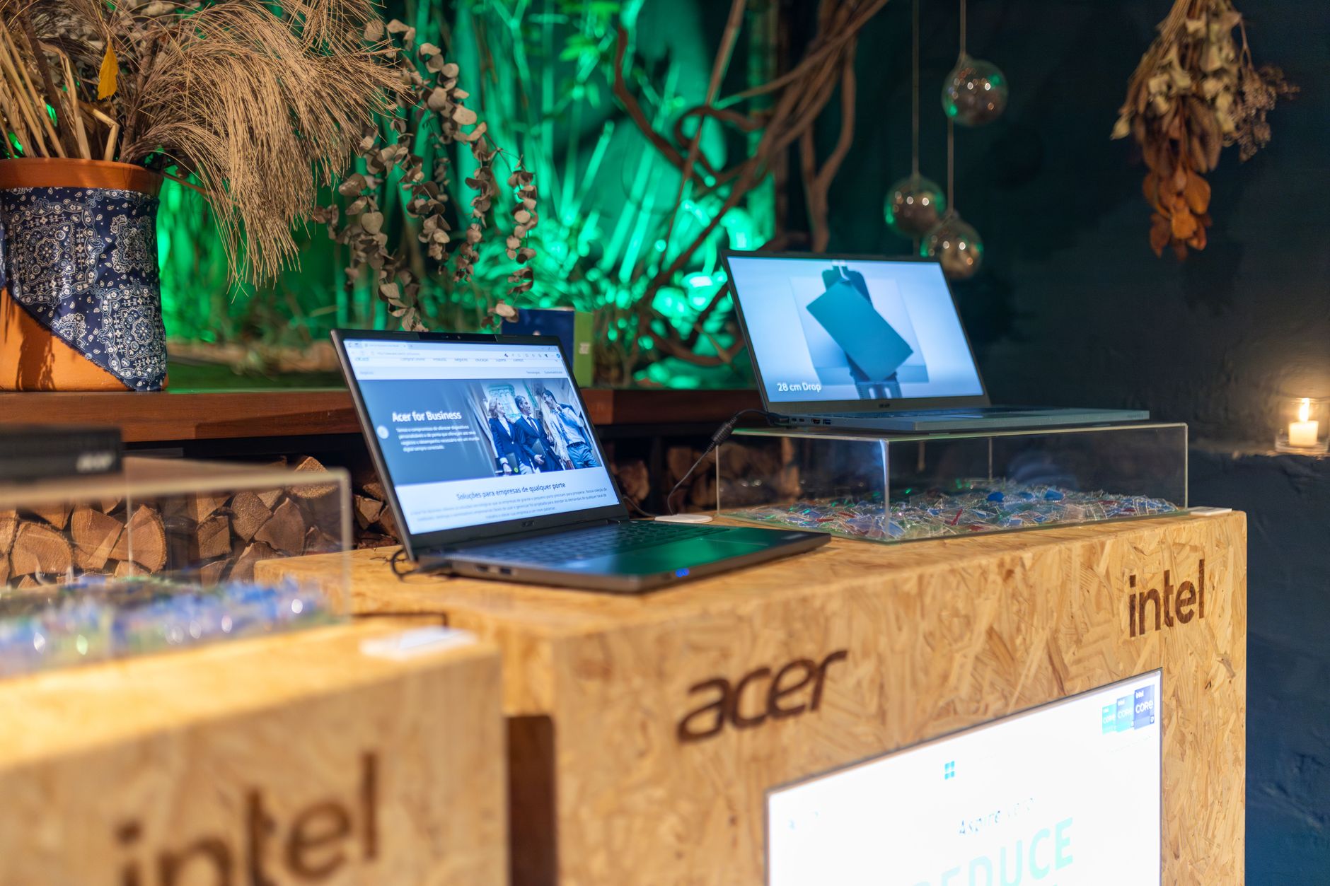 Intel Today: Outperforming Other Chip Makers Sparks Rally
