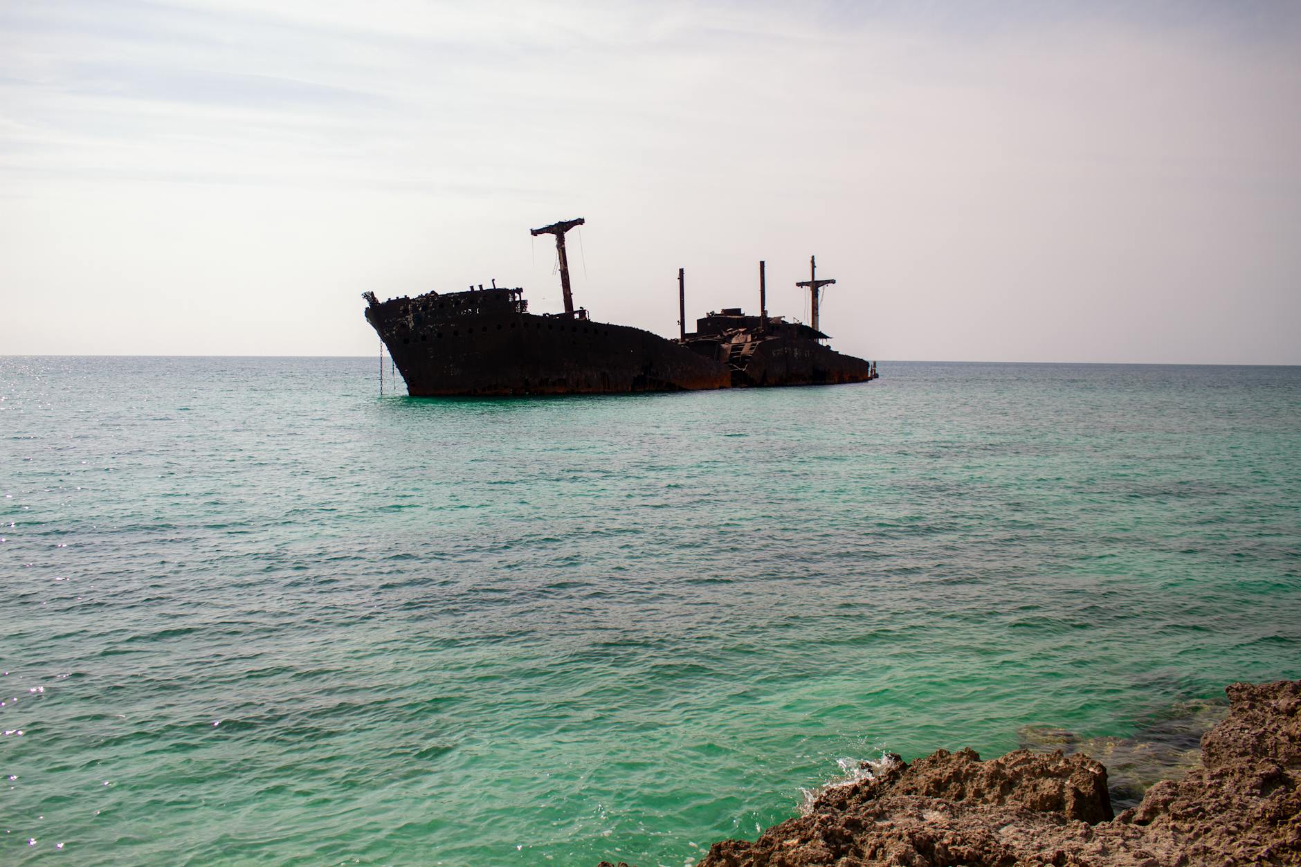 Iran Setting Agency Ships Tax Hormuz Passage Spooks Markets