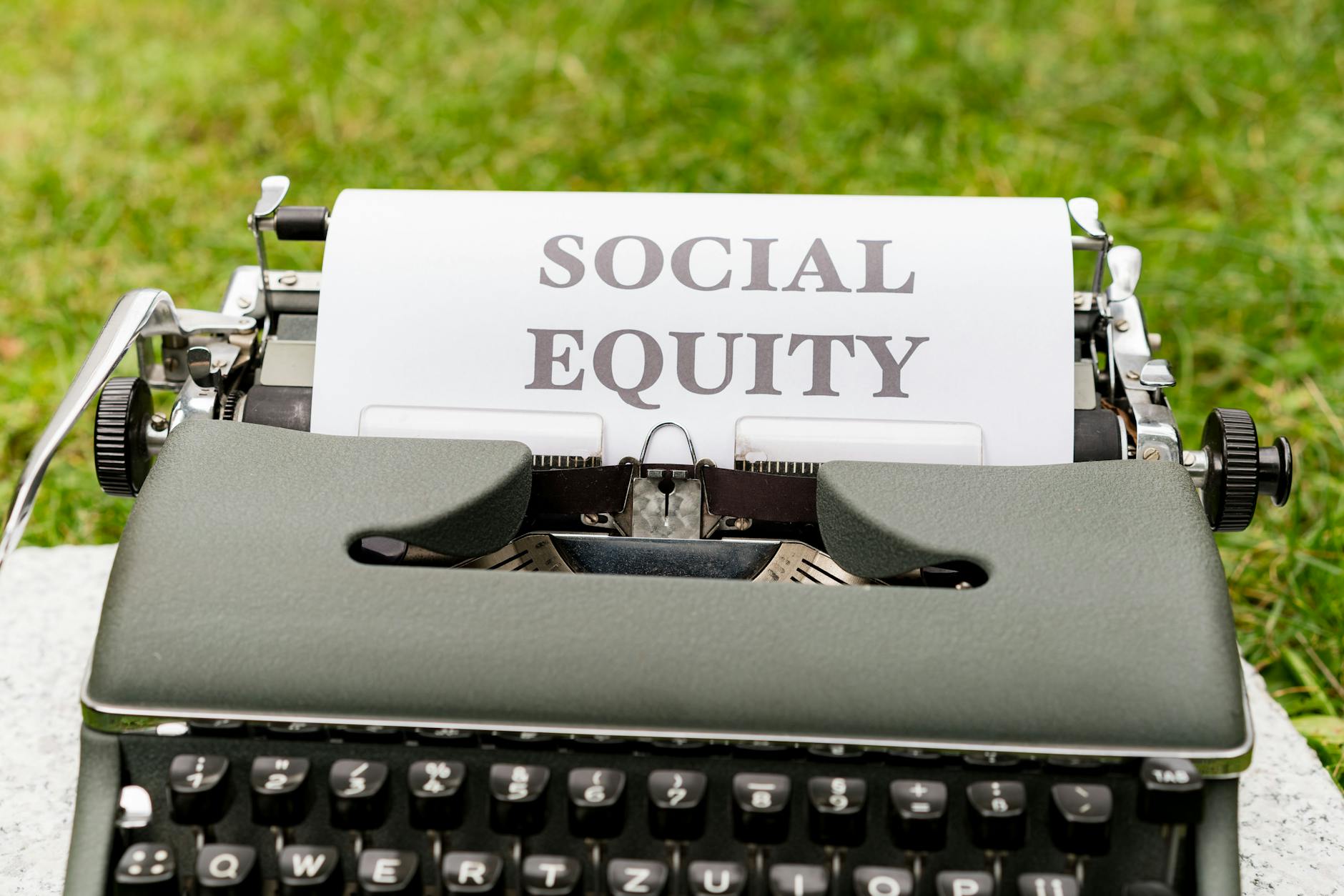 Kiplinger’s Private Equity 401(K) Fees Roil Retirement Plans