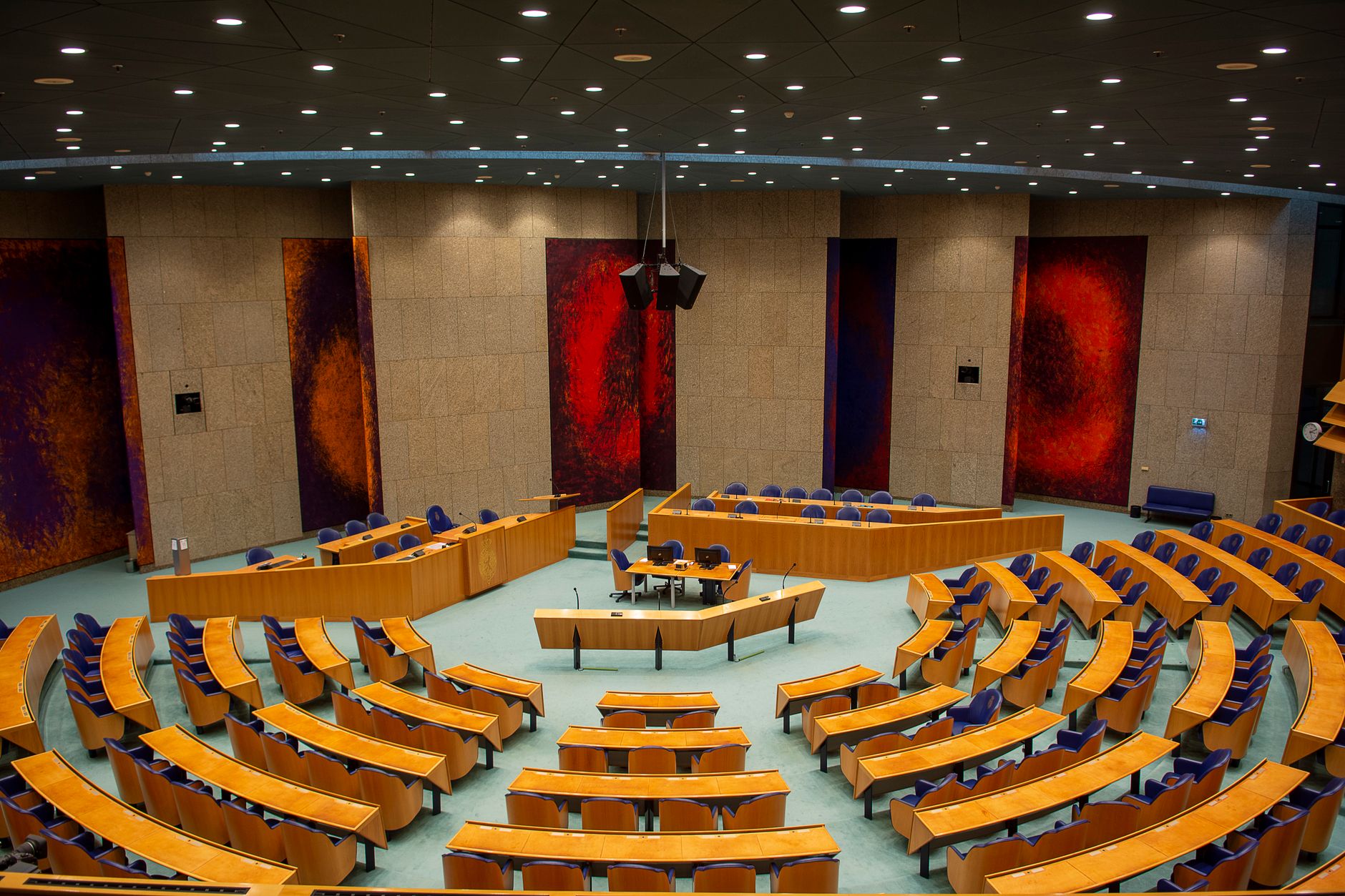Lawmakers Fight to Solve $24,480 Social Security Limit