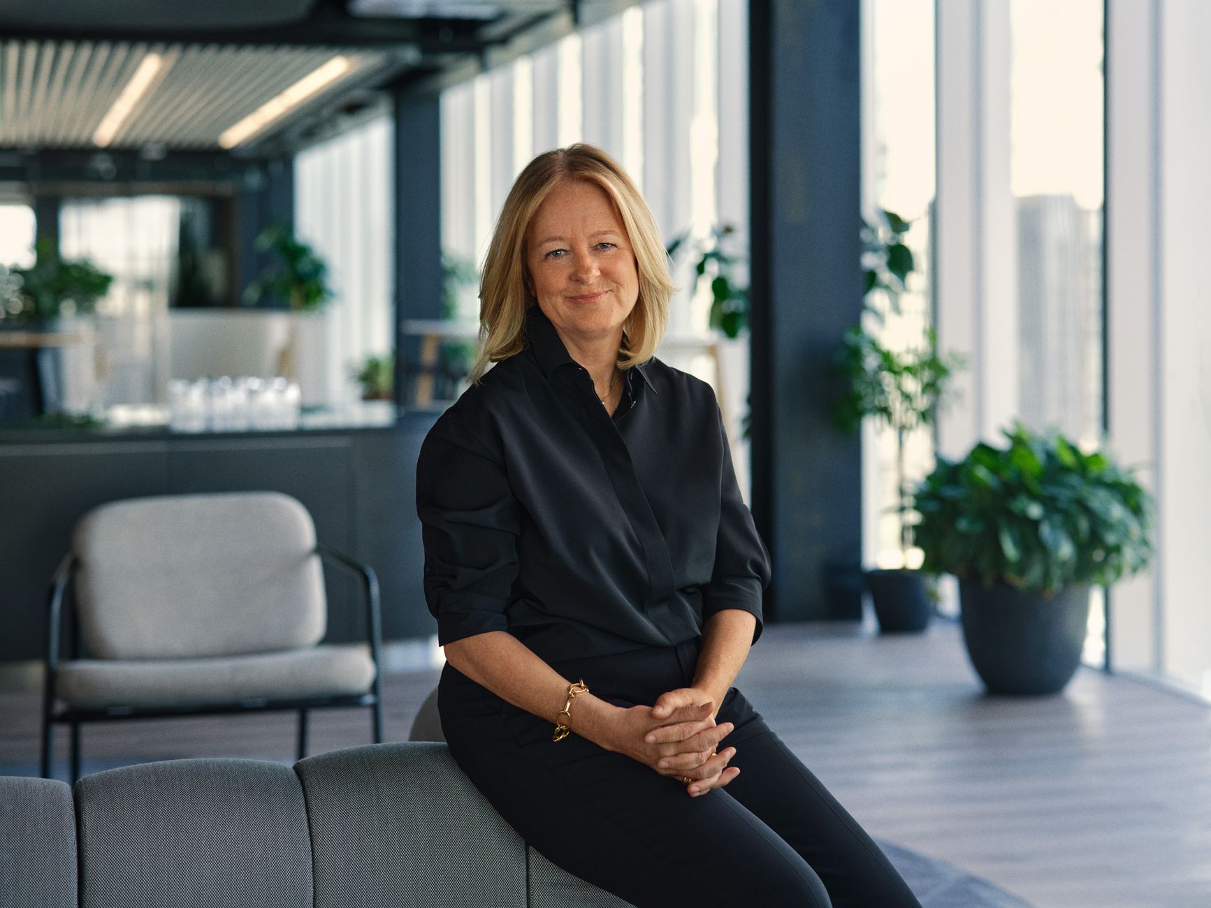 Lilly Novo Nordisk Battle Intensifies as Obesity Drugs Surge
