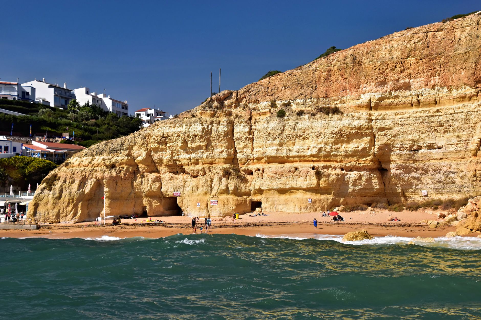 Lisbon vs Algarve: Where Does 600K Retirement Go Further