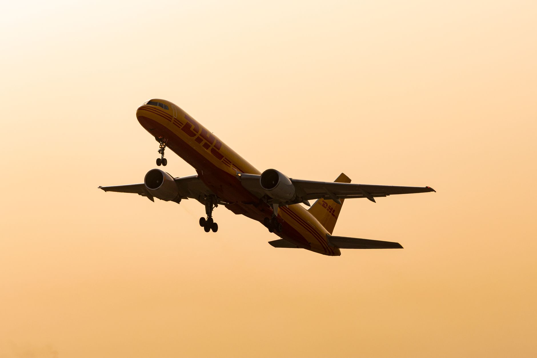 Lockheed Martin Boeing: Which Stock to Buy This July