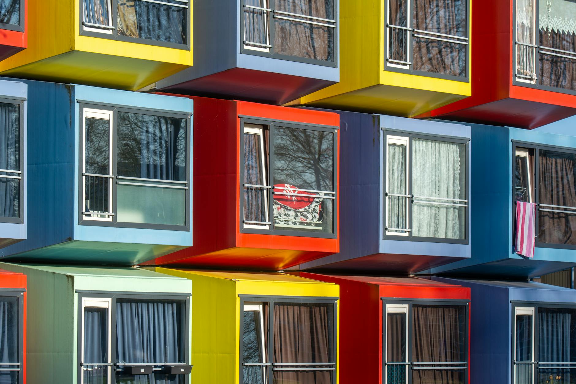 Modular Builder Kinexx Eyes Hidden in Plain Sight Growth