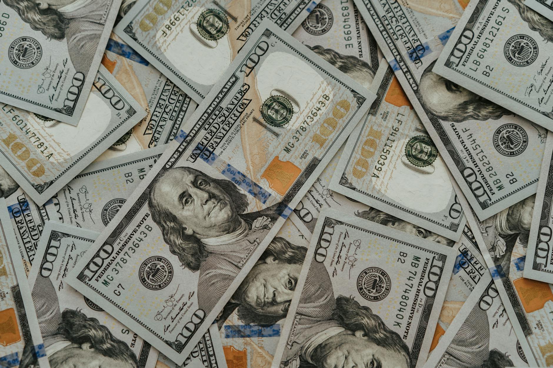 More Companies Pointing They Embrace AI as Layoffs Rise