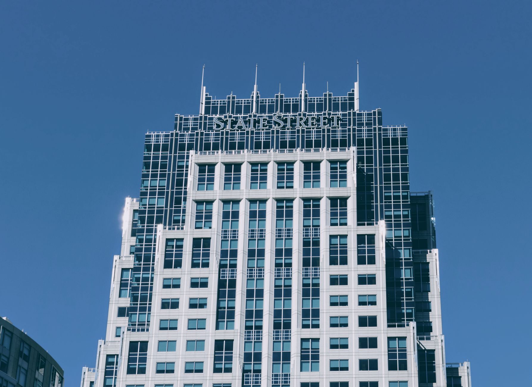 Morgan Stanley Nearing 52-Week High: What Comes Next
