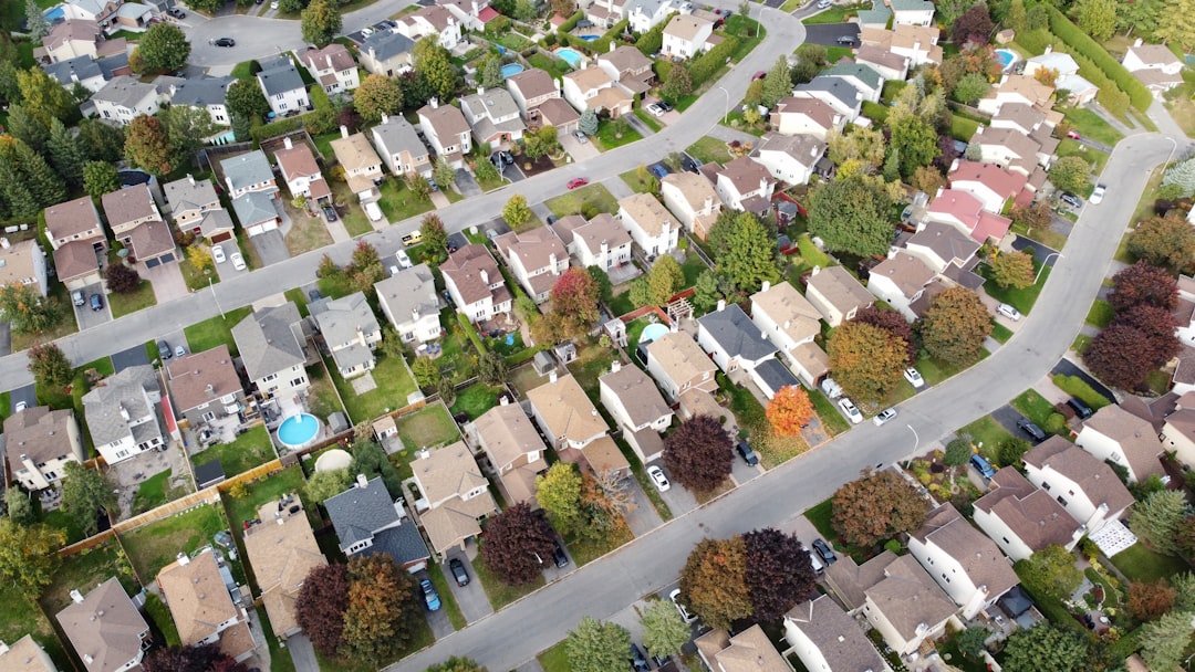 Mortgage Rates Fall Lowest Since 2022 Amid Market Turn