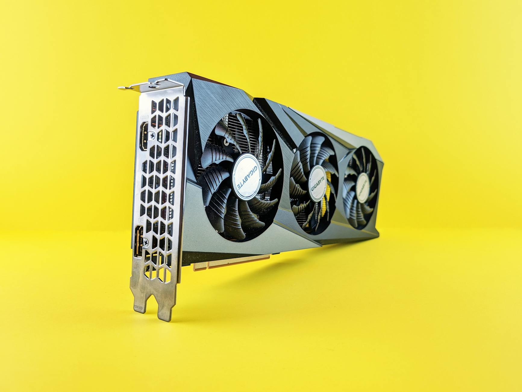 NVIDIA Hits $5.5 Trillion Market Cap, Surging Ahead