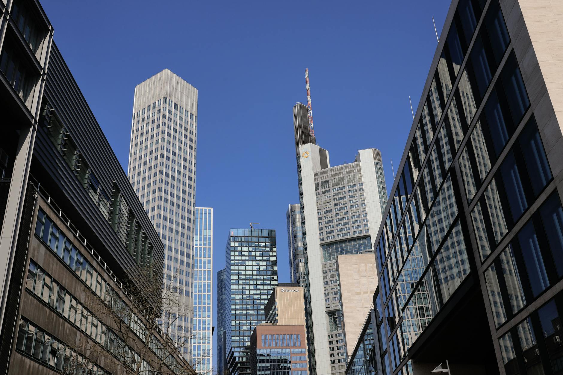 Palantir Technologies (PLTR) Stock Outlook 2026–2030