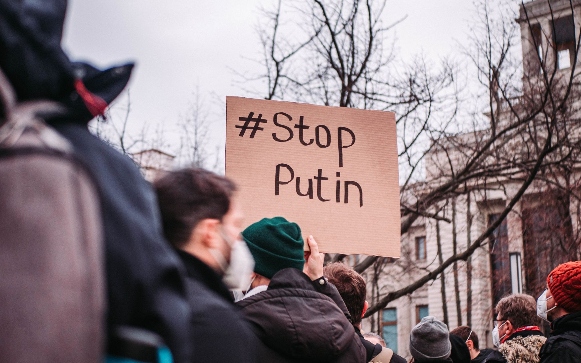Putin Running Money Wage Pressures Weigh on War Budget