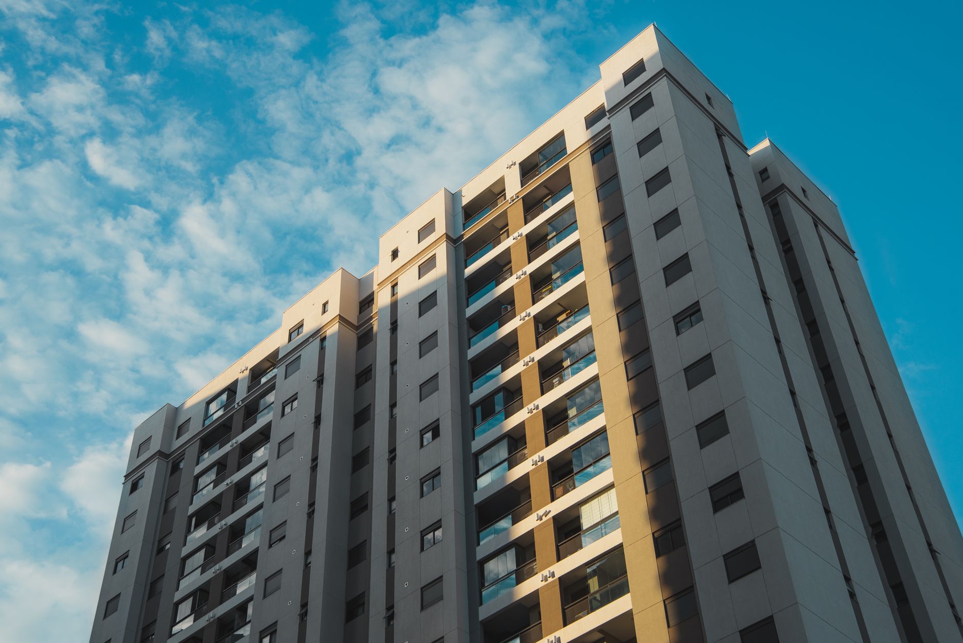 Realty Income’s 5.3% Yield Remains a Reliable Pill for Retirees